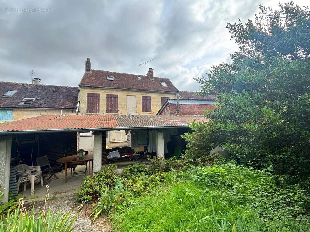 Maison à NEUILLY-EN-THELLE