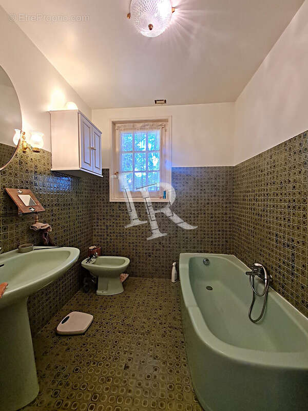 Maison à SAINT-GERMAIN-LAPRADE