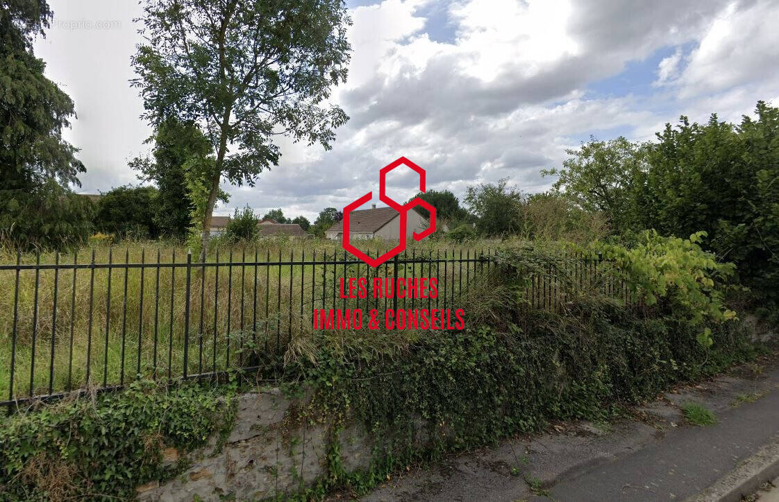 Terrain à CHAMPS-SUR-MARNE