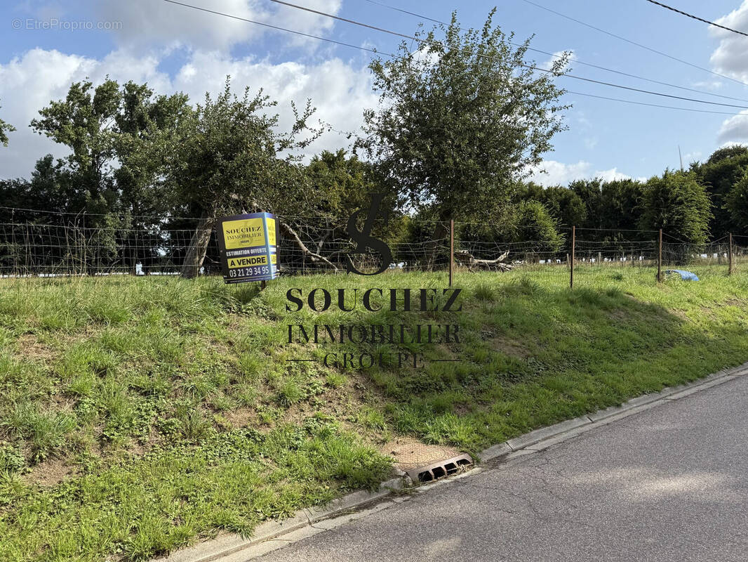 Terrain à SUS-SAINT-LEGER