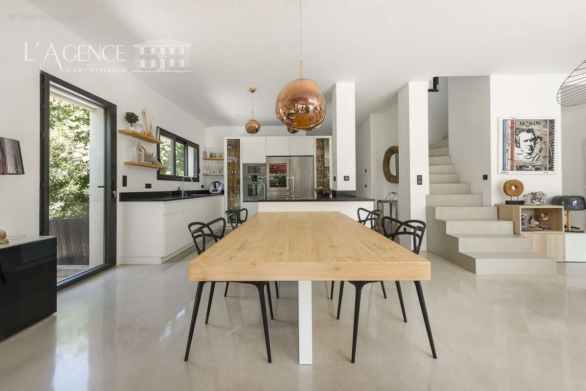 Maison à AIX-EN-PROVENCE