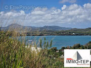 Terrain à LE ROBERT