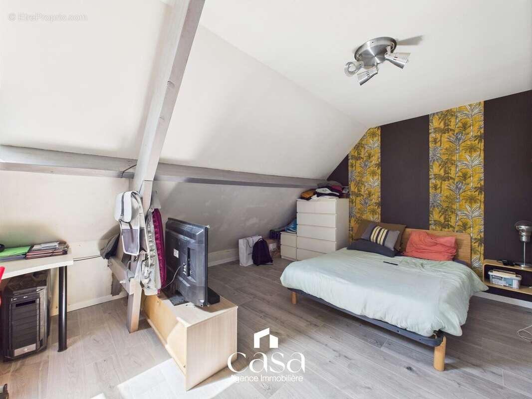 Maison à MONDRAINVILLE