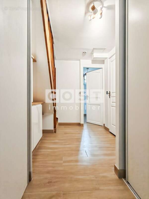 Maison à ASNIERES-SUR-SEINE