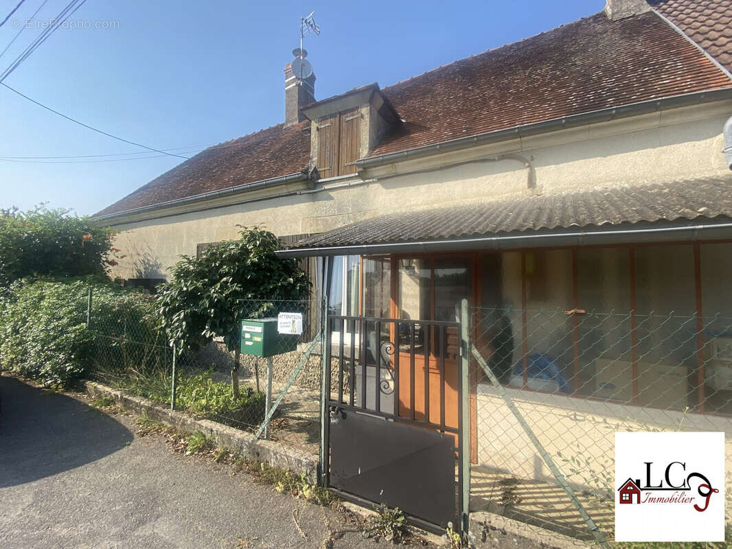 Maison à BEAUMONT-LA-FERRIERE