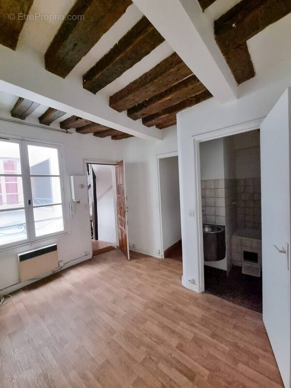 Appartement à PARIS-4E
