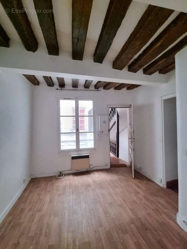 Appartement à PARIS-4E