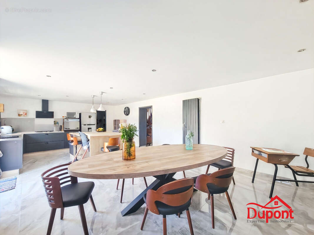 Maison à FONTAINE-AU-PIRE