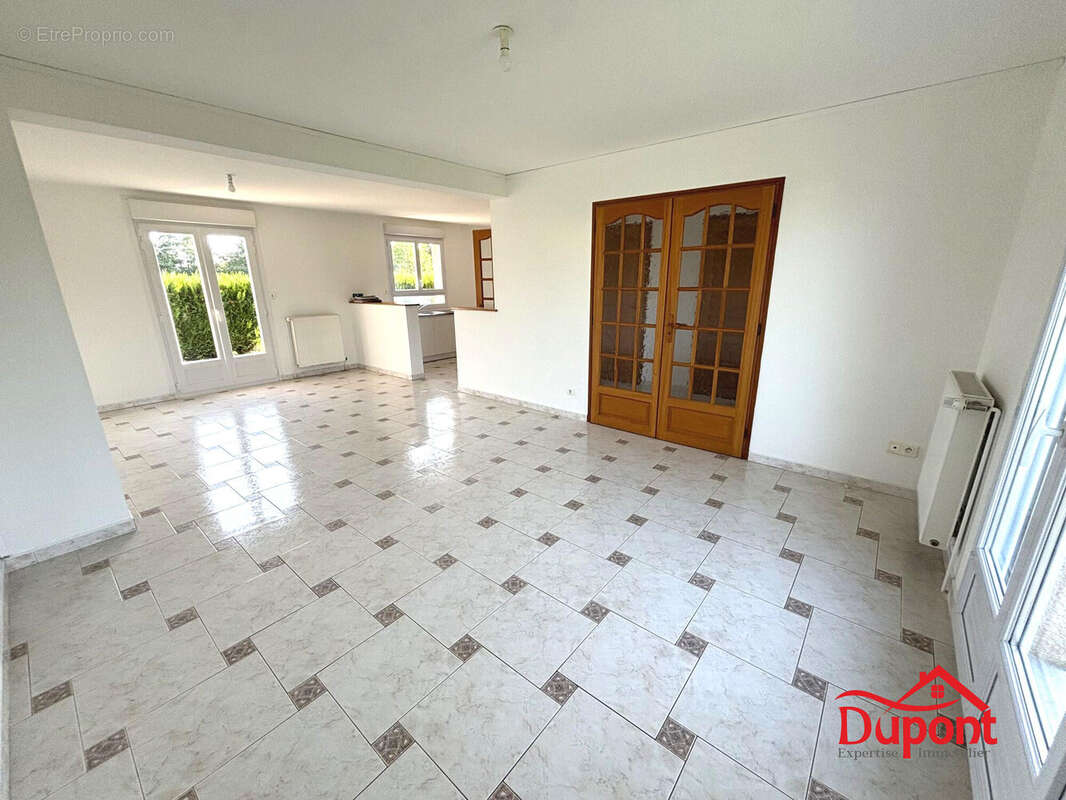 Maison à BOURG-FIDELE