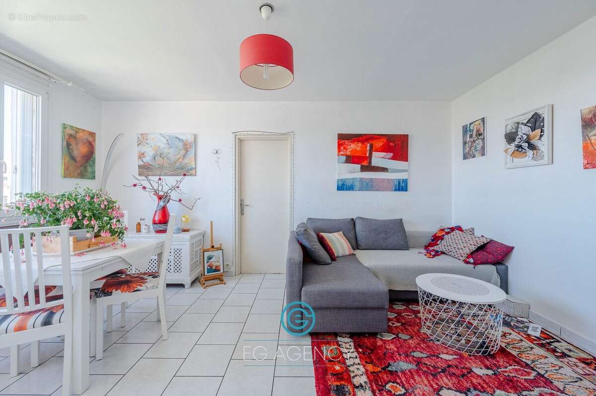 Appartement à MARSEILLE-10E