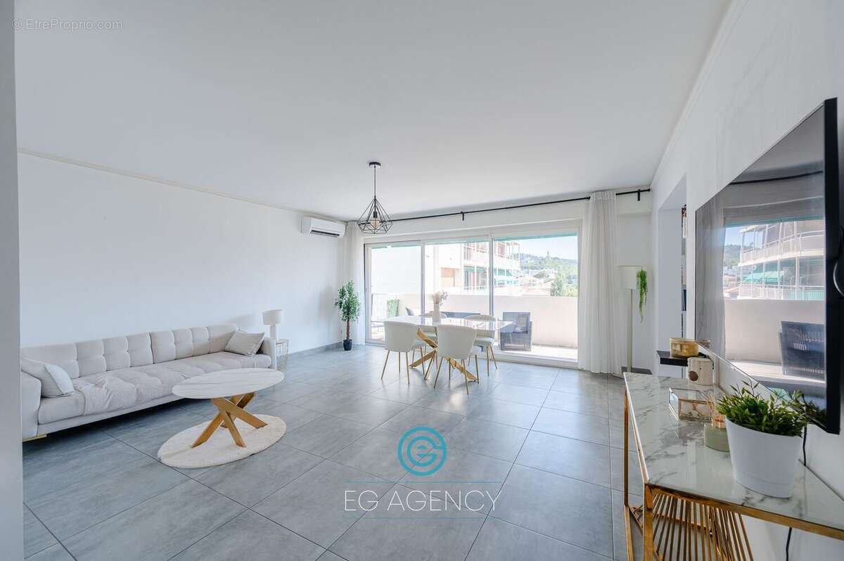 Appartement à MARSEILLE-9E
