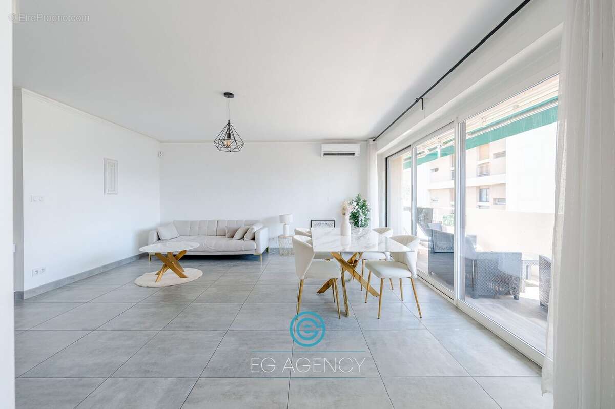 Appartement à MARSEILLE-9E