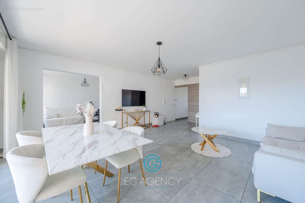Appartement à MARSEILLE-9E