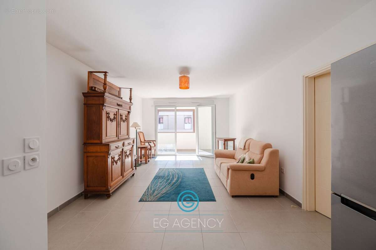 Appartement à MARSEILLE-2E