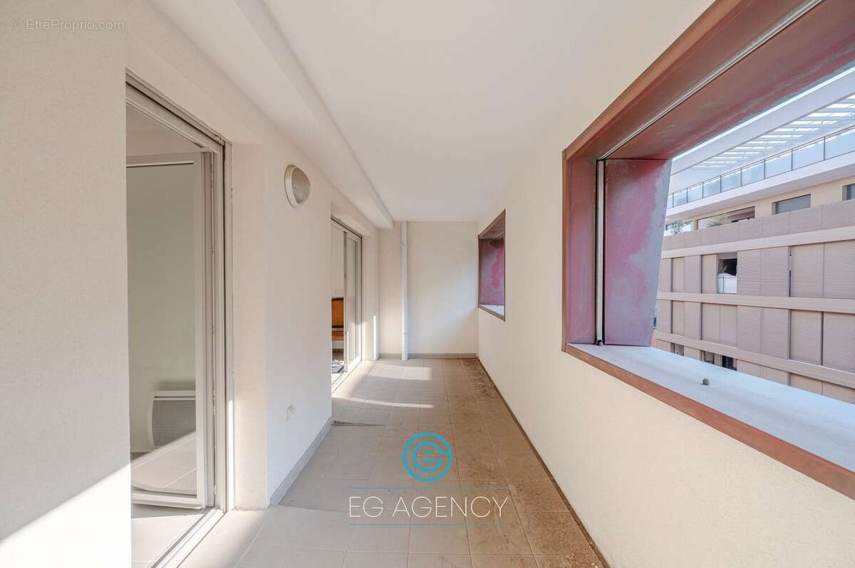 Appartement à MARSEILLE-2E