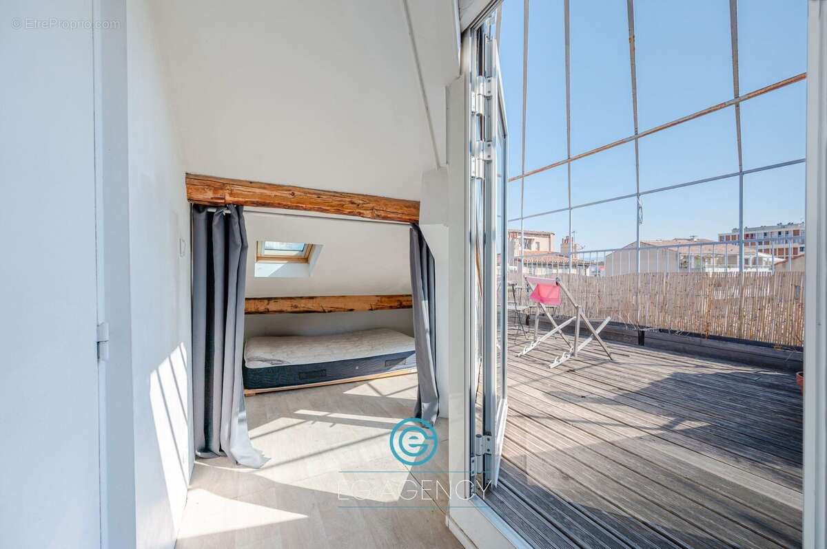 Appartement à MARSEILLE-6E