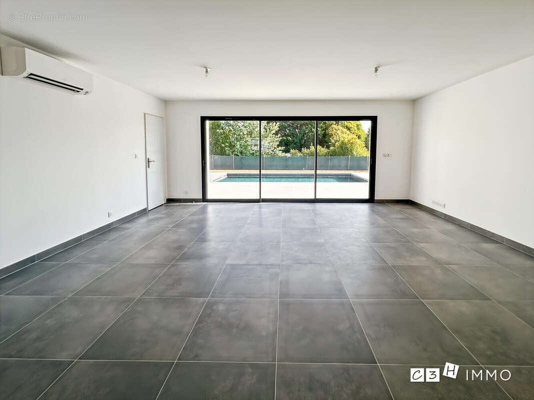 Maison à SAINT-HILAIRE