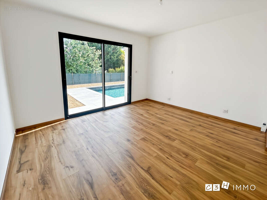 Maison à SAINT-HILAIRE