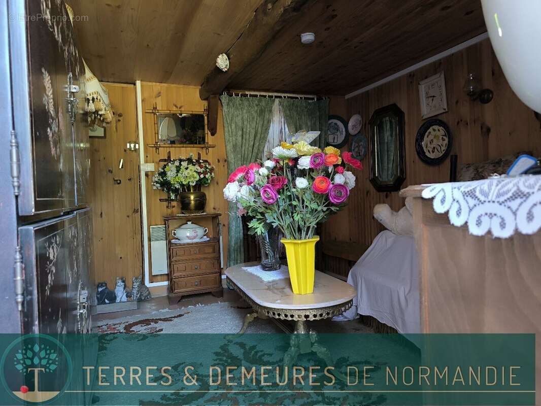 Maison à CORMEILLES