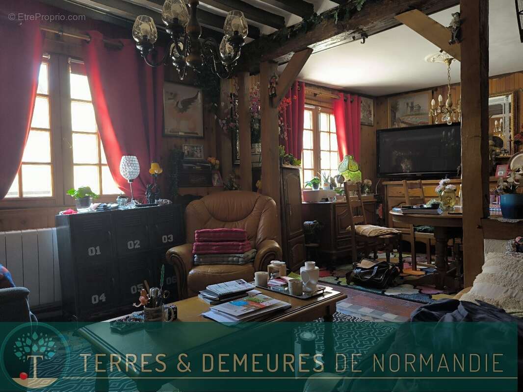 Maison à CORMEILLES