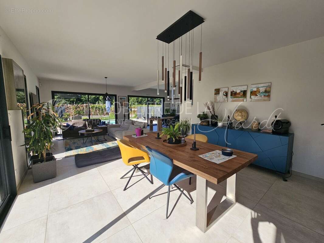 Maison à STEINBRUNN-LE-HAUT