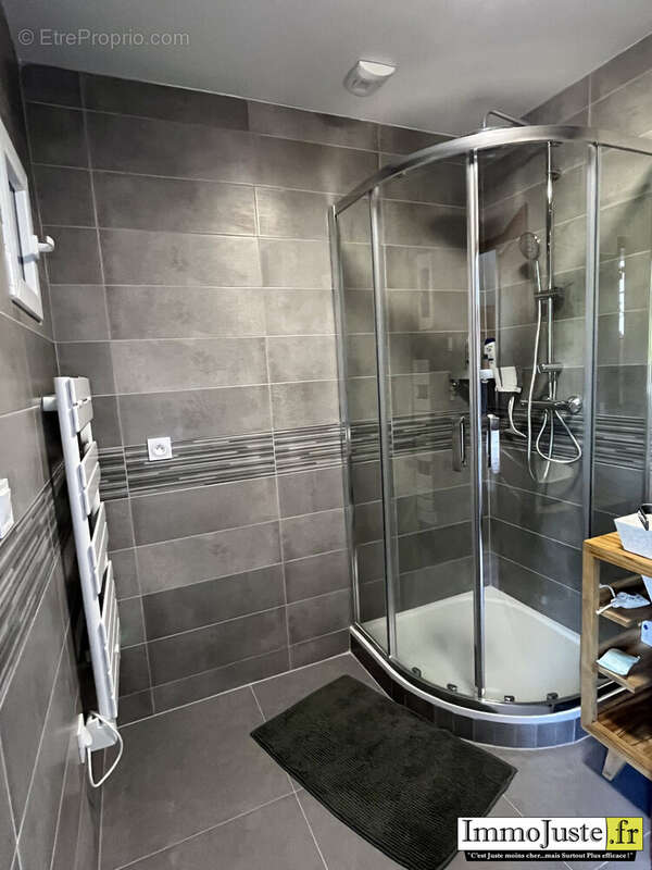 Maison à LE PERRAY-EN-YVELINES