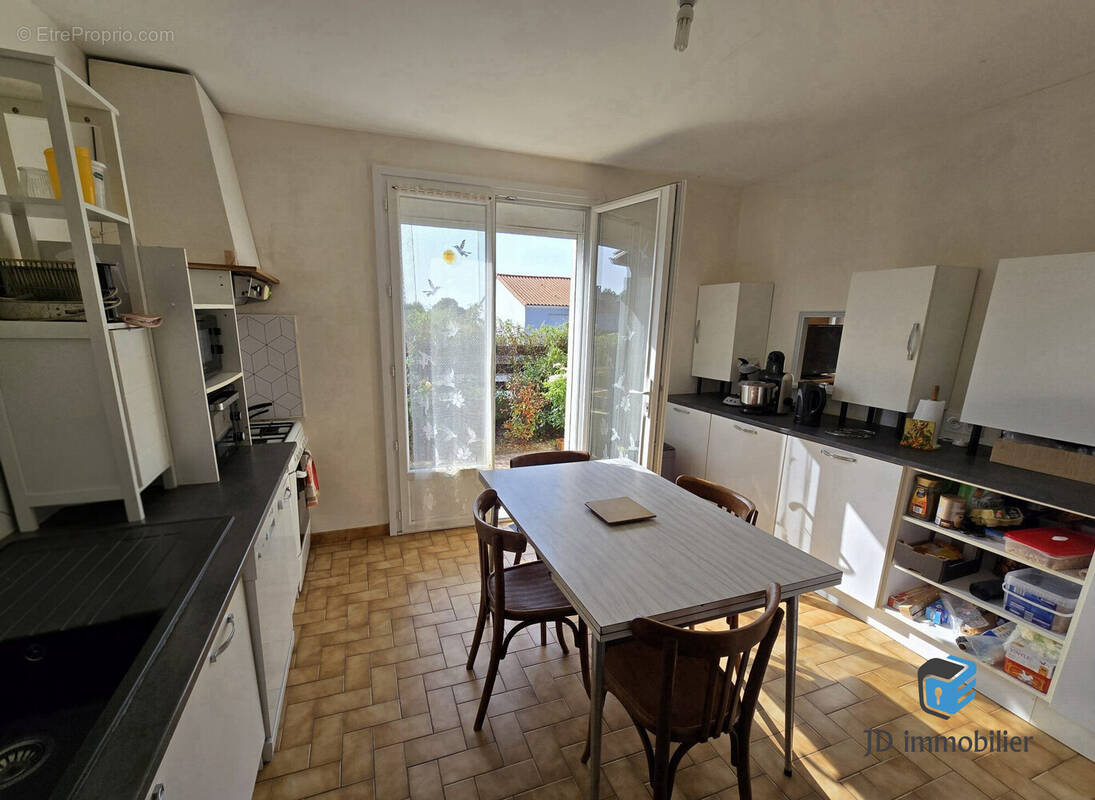 Maison à L&#039;HERBERGEMENT