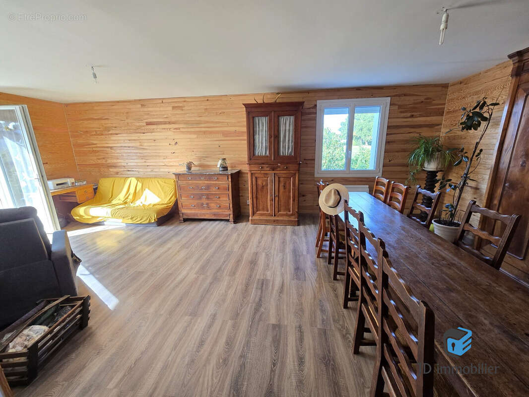 Maison à L&#039;HERBERGEMENT