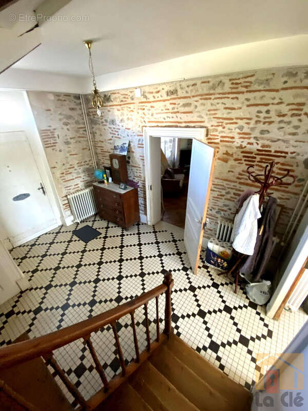 Maison à COLAYRAC-SAINT-CIRQ