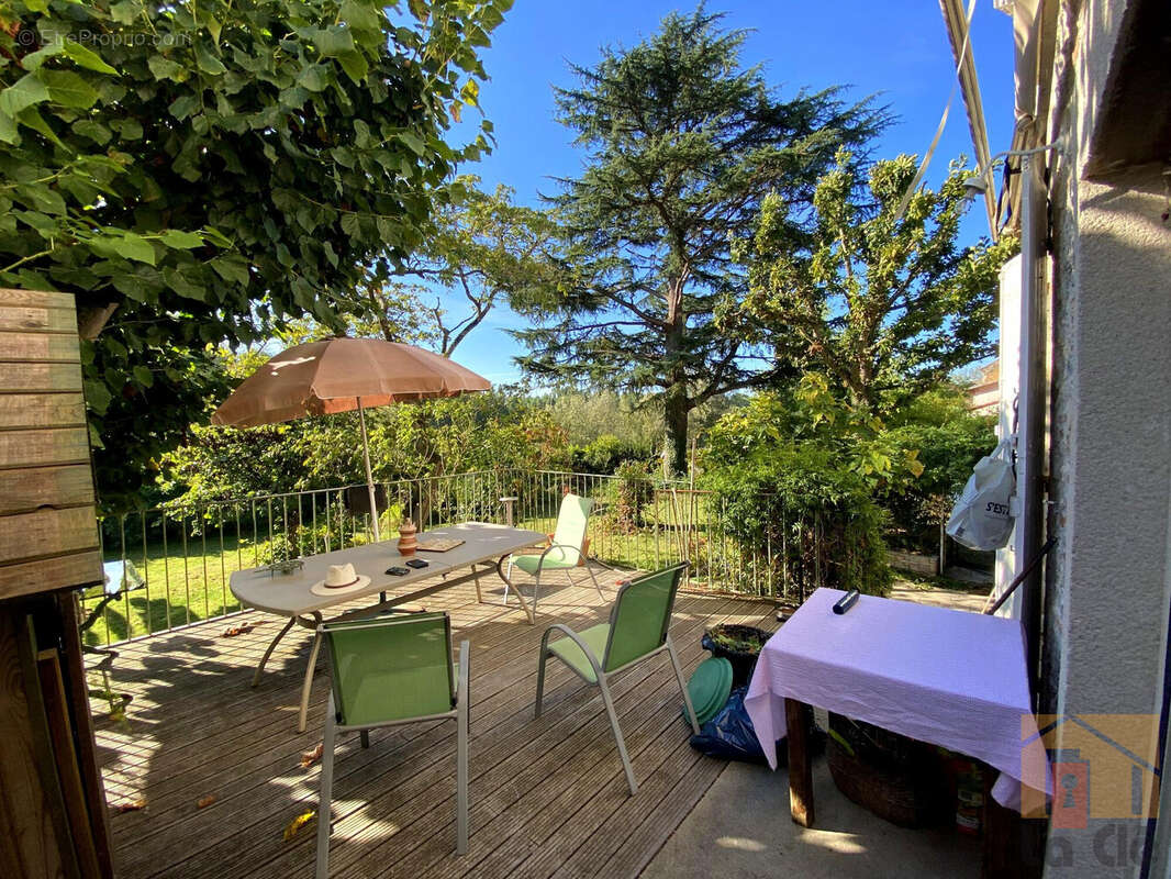 Maison à COLAYRAC-SAINT-CIRQ