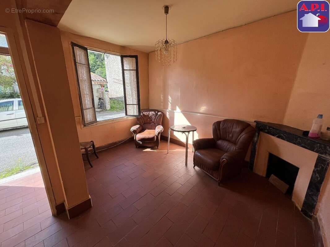 Maison à VILLENEUVE-D&#039;OLMES