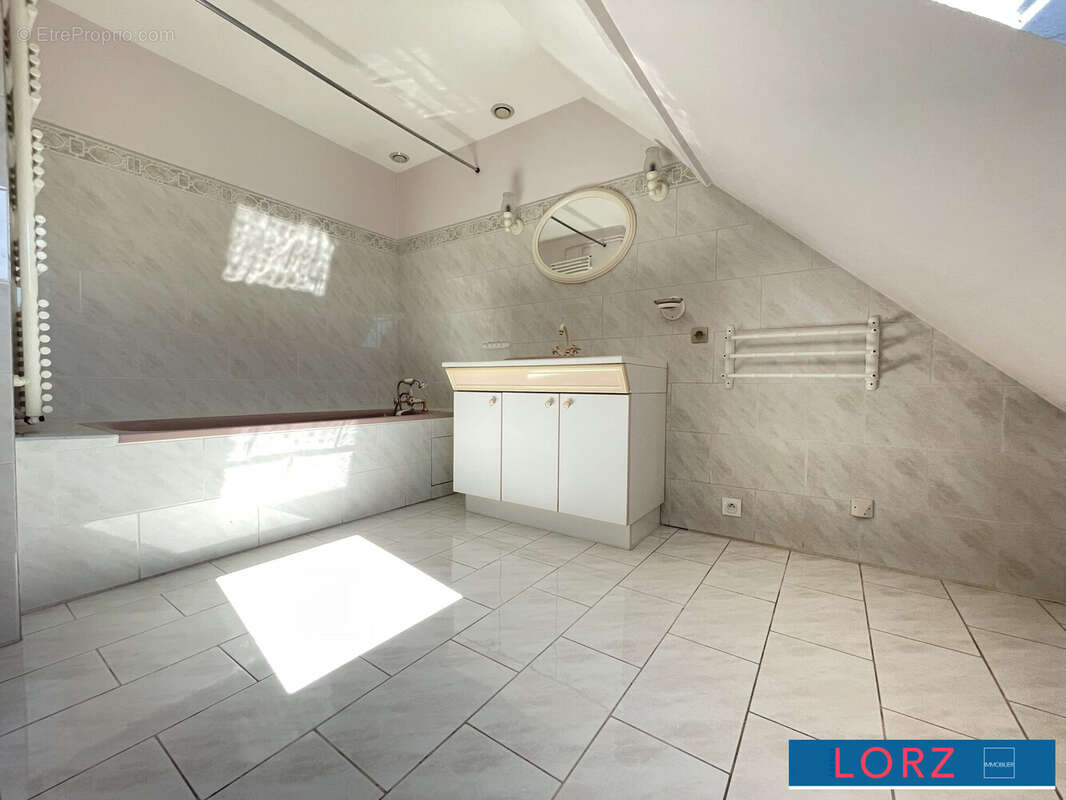 Maison à SAINT-DOULCHARD