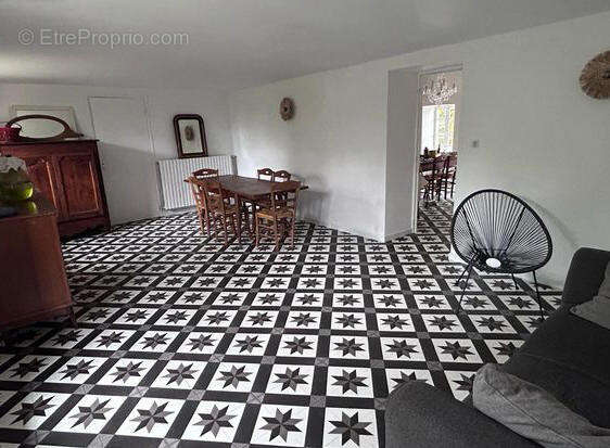 Maison à SAINT-ANTONIN-NOBLE-VAL