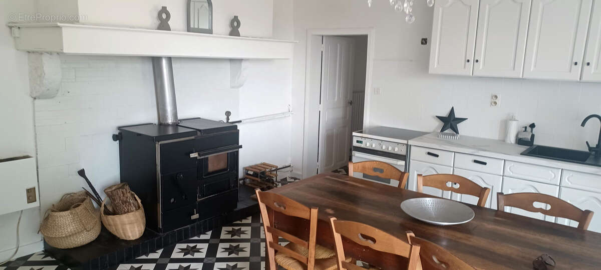 Maison à SAINT-ANTONIN-NOBLE-VAL