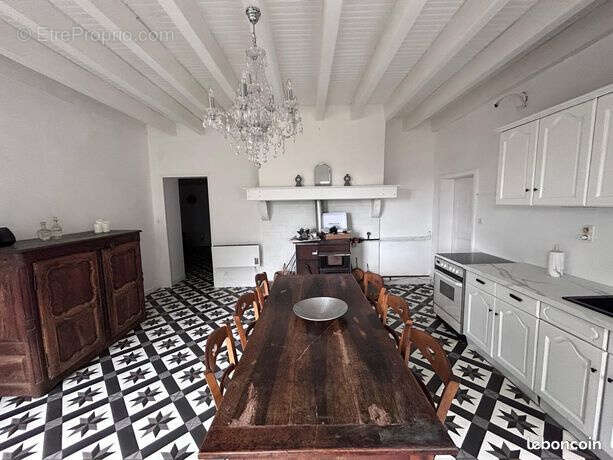 Maison à SAINT-ANTONIN-NOBLE-VAL