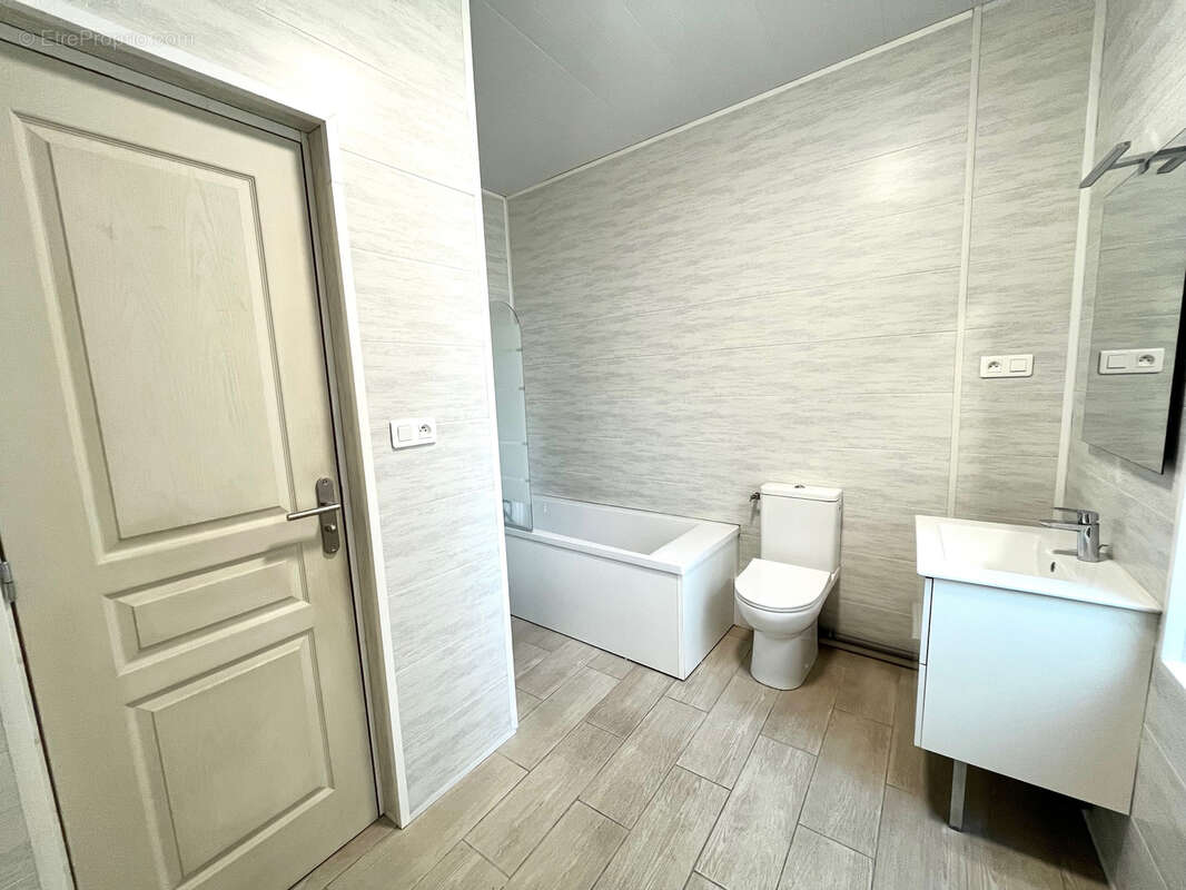 Maison à RECQUIGNIES