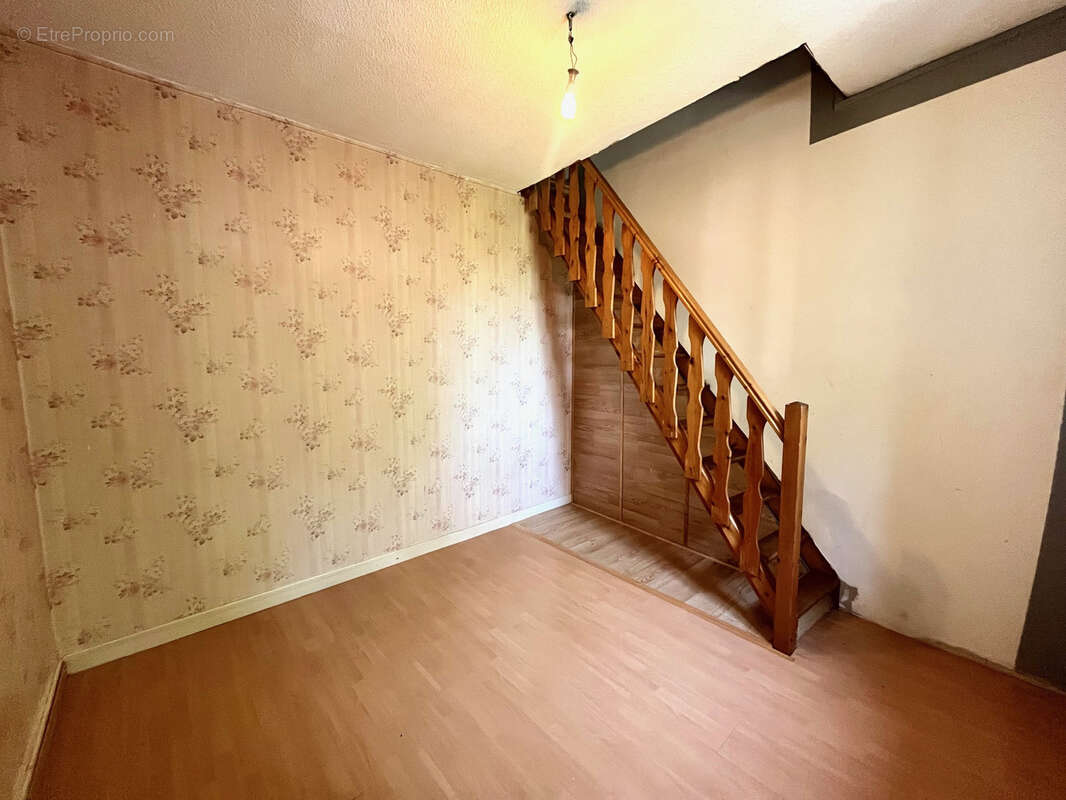 Maison à RECQUIGNIES