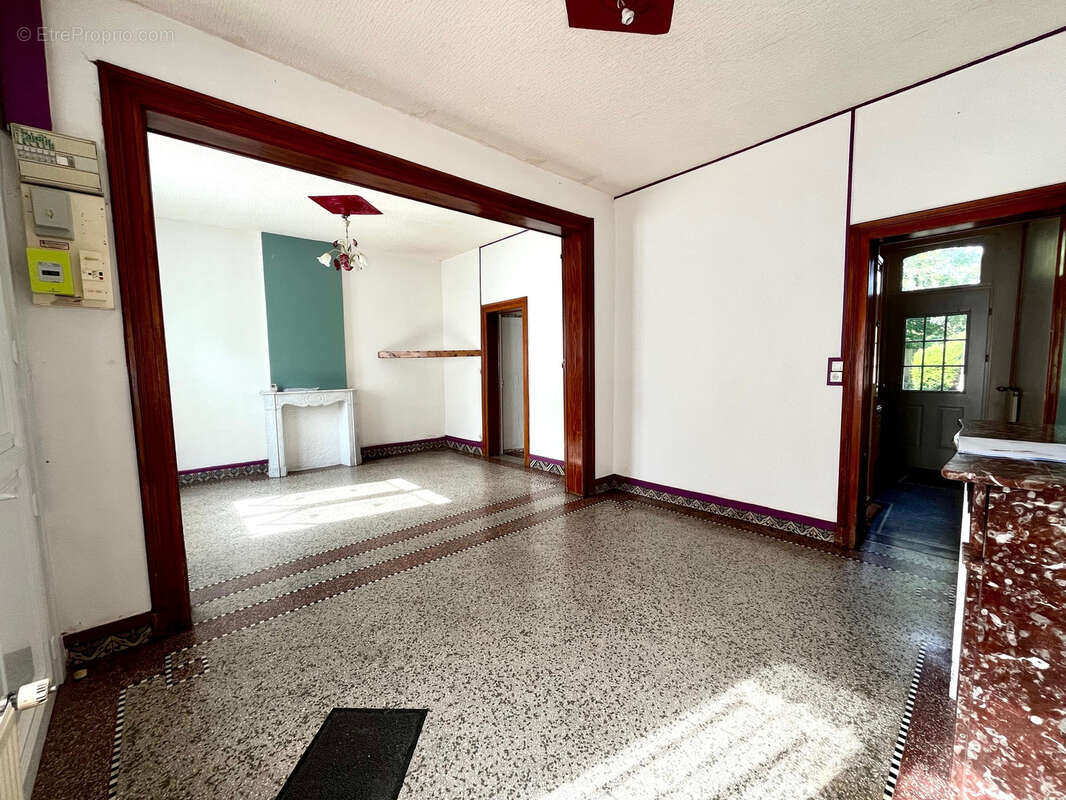 Maison à RECQUIGNIES