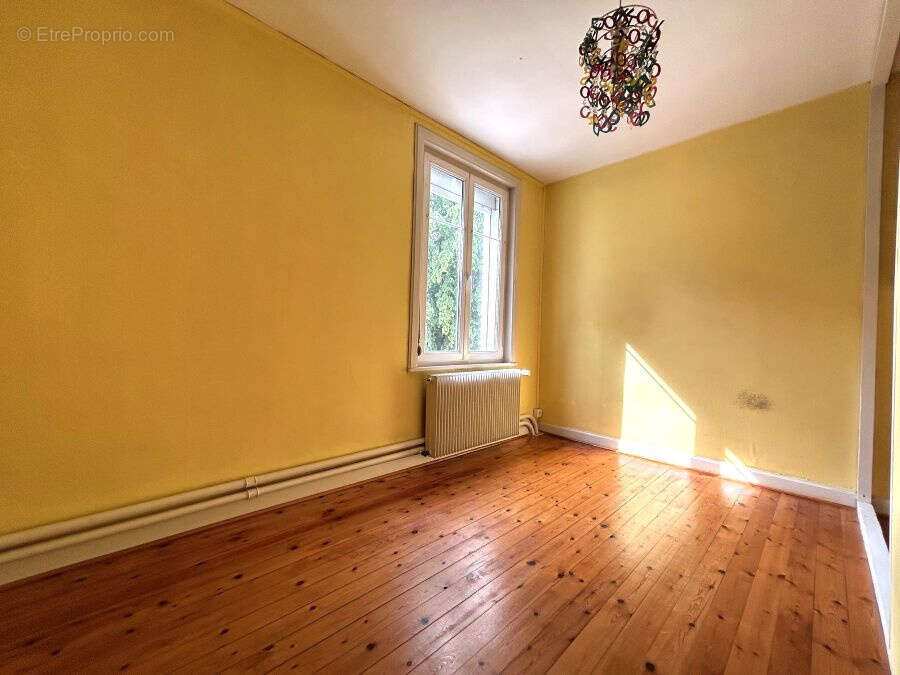 Maison à SAINT-AMAND-LES-EAUX