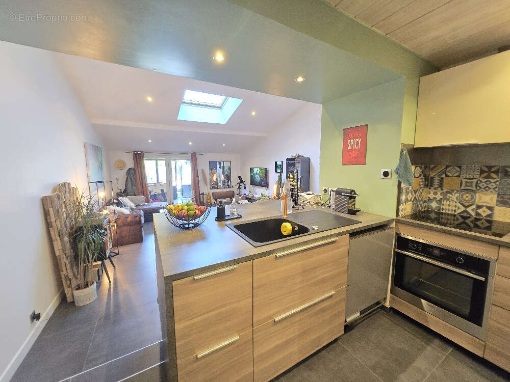 Appartement à BRINDAS