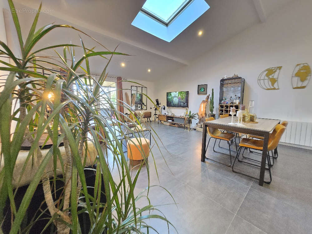 Appartement à BRINDAS