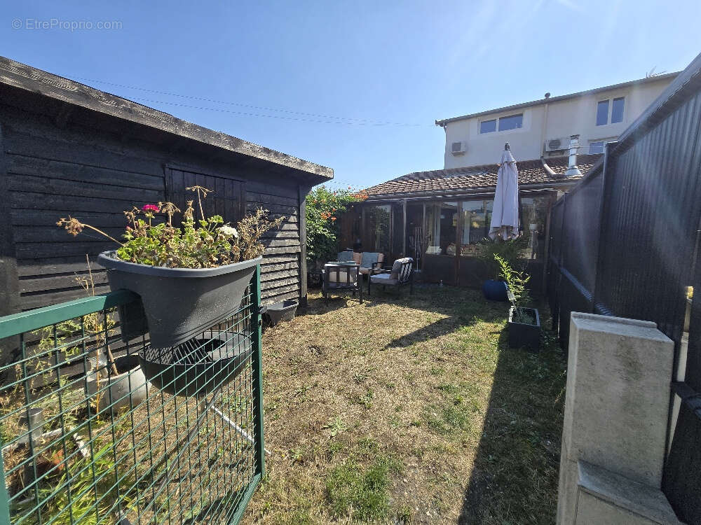 Appartement à BRINDAS