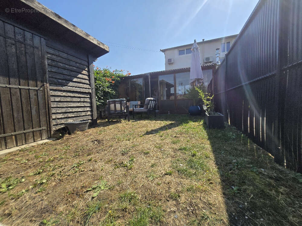 Appartement à BRINDAS