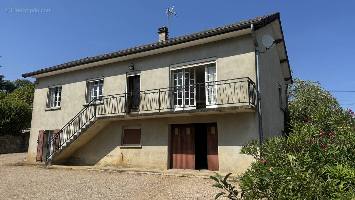 Maison à MERCUREY