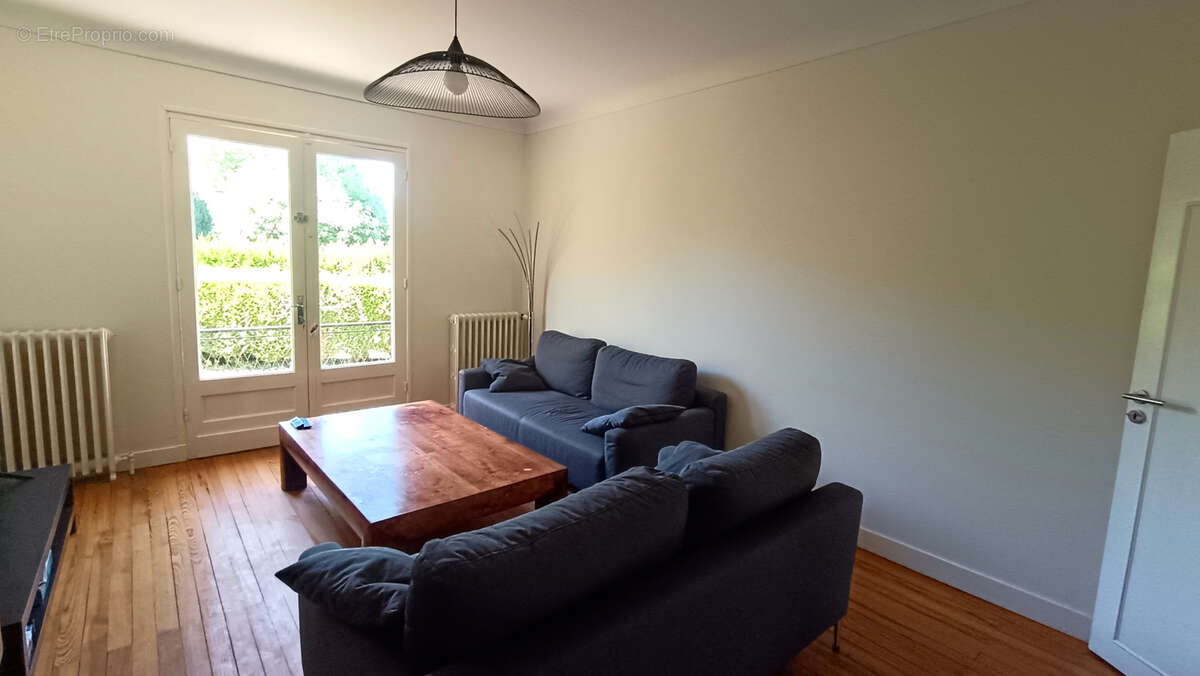 Maison à MORTAGNE-SUR-GIRONDE