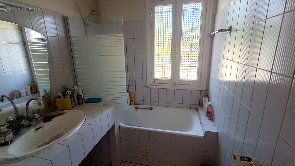 Maison à MORTAGNE-SUR-GIRONDE