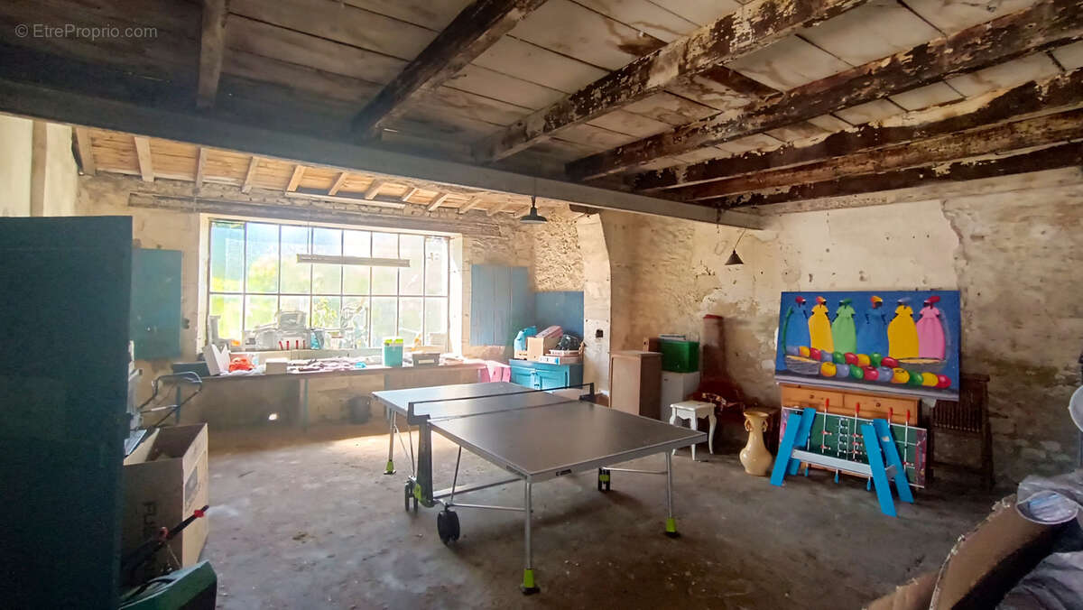 Maison à MORTAGNE-SUR-GIRONDE