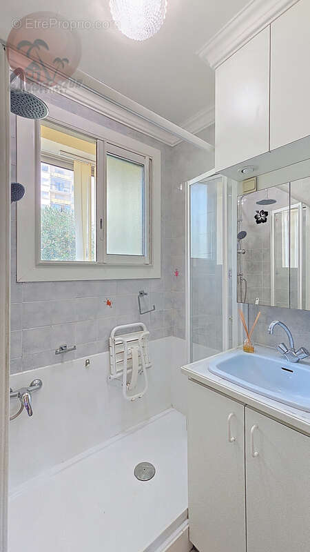 Appartement à LE CANNET