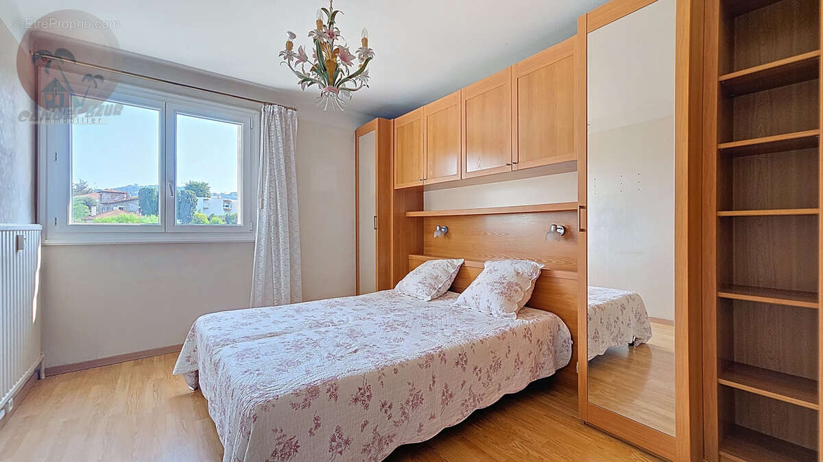 Appartement à LE CANNET