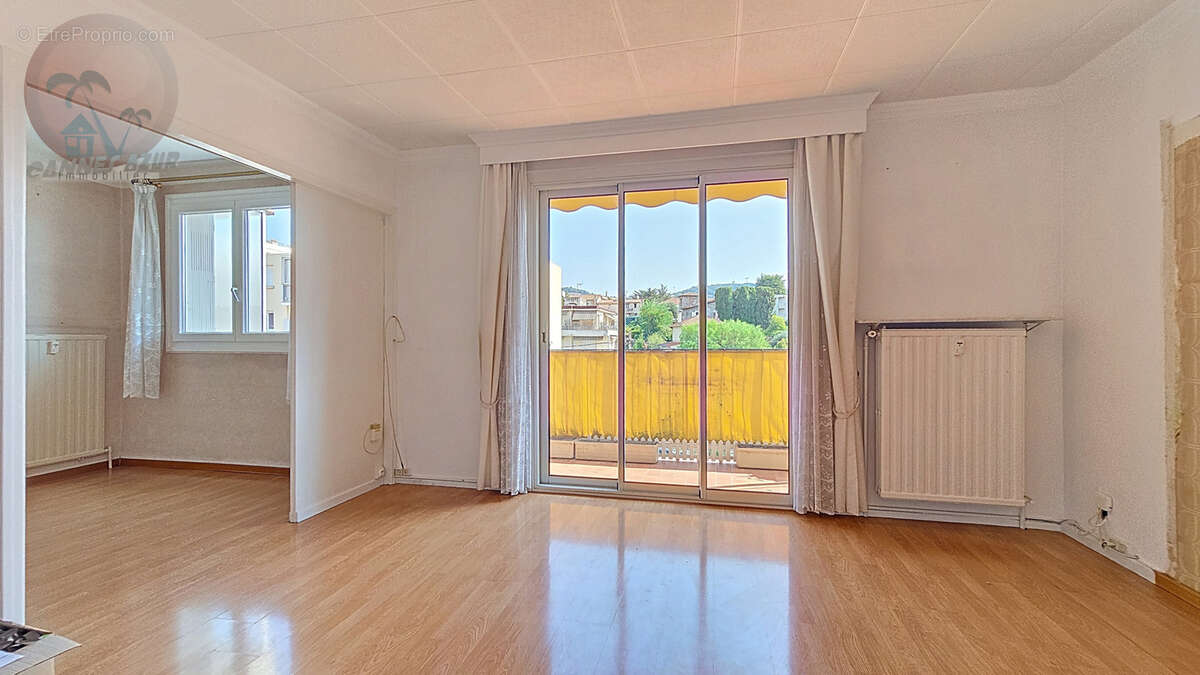 Appartement à LE CANNET